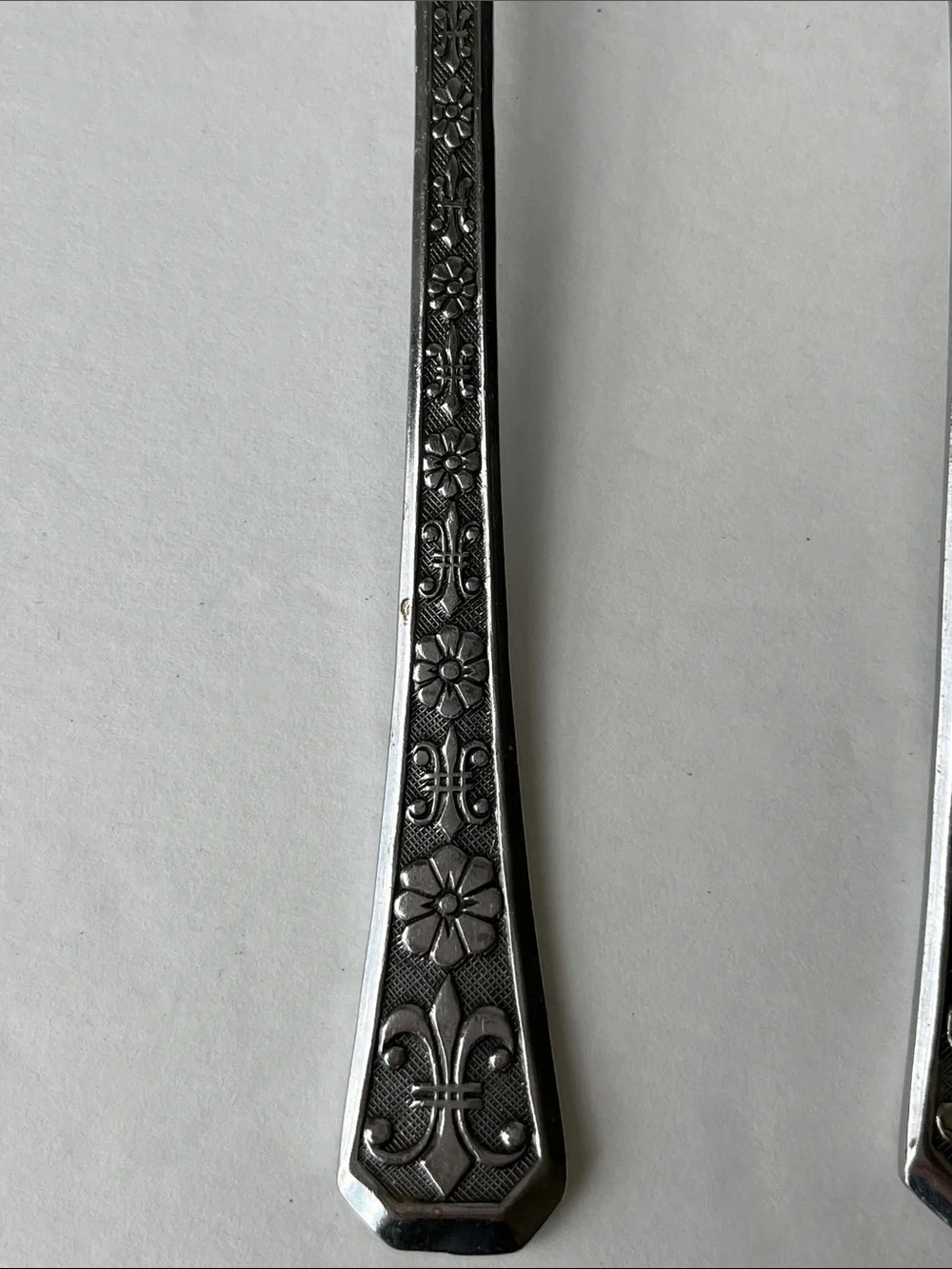 Interpur Florenz Fleur de Lis and 8 Petal Flower 3 Stainless Spoons Japan